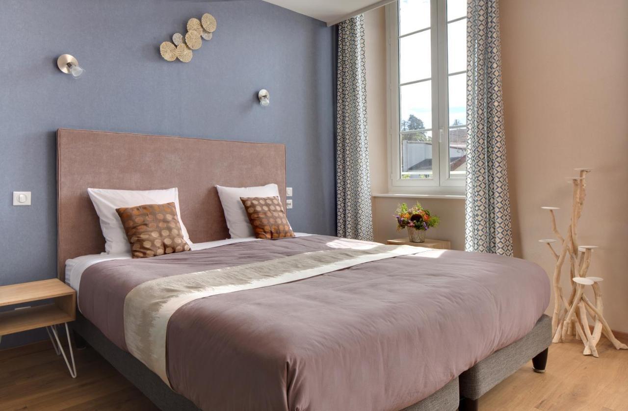 Hotel De France Montmarault Kültér fotó