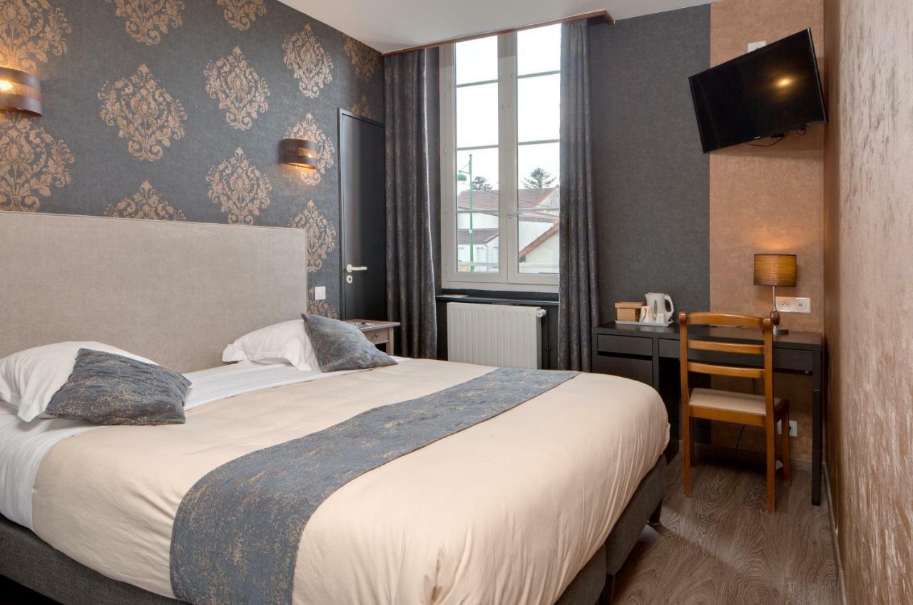 Hotel De France Montmarault Kültér fotó